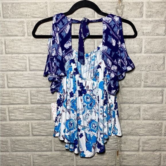 ⭐️NWT MSRP $78 Free People Baja Short Sleeve Print T-Shirt Women's Size Small - Picture 7 of 8